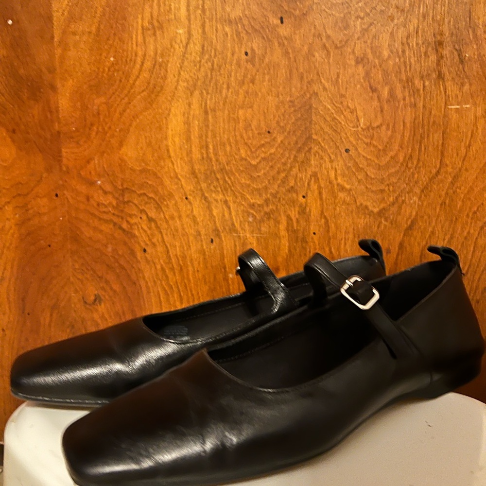 Vagabond - Mary-Jane inspired flats